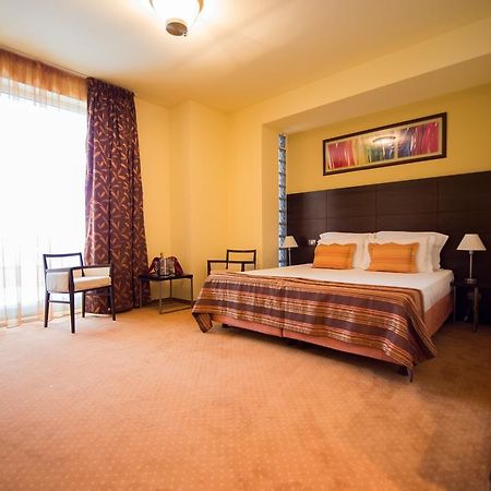 Imago Boutique Hotel Мамая Екстериор снимка